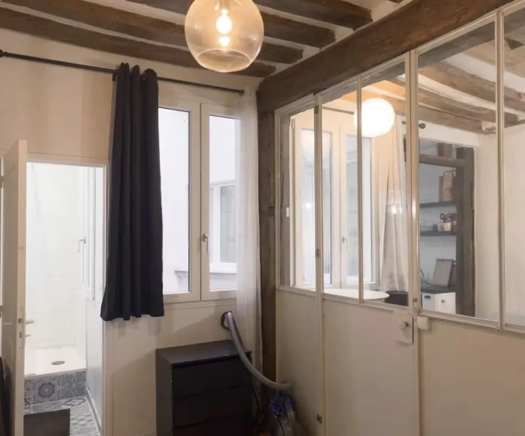 Cosy apartment in the heart of Paris — 9