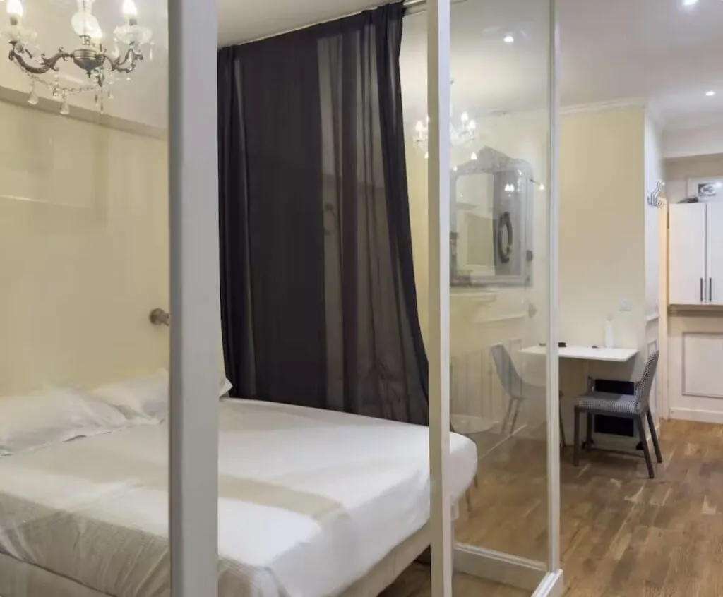 Nice apartment on boulevard Saint Germain — 4